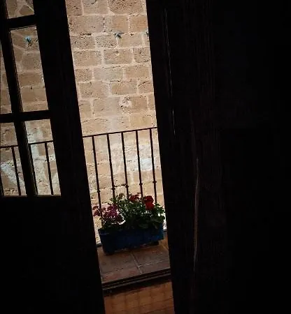 公寓 隆达教堂酒店 *