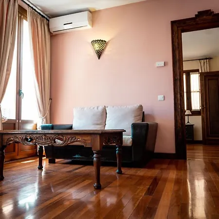 La Colegiata De Apartamento