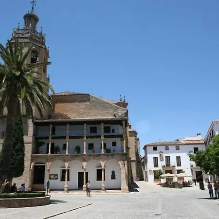 公寓 隆达教堂酒店 龙达