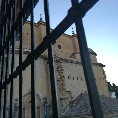 公寓 隆达教堂酒店 龙达