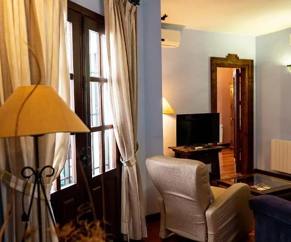 La Colegiata De Apartment *