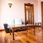 La Colegiata De Apartment *
